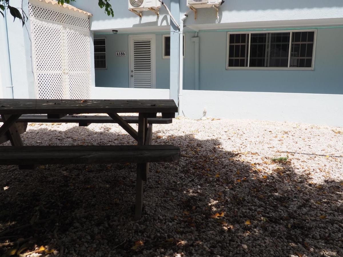Kas Di Bami A-186 Op Seru Coral Resort - Ruim Appartement Met Groot Zwembad En Tropische Tuin 빌렘스타트 외부 사진