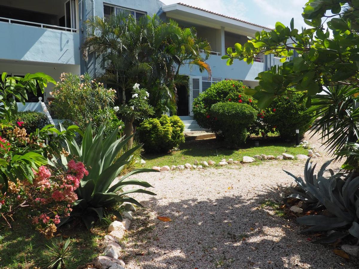 Kas Di Bami A-186 Op Seru Coral Resort - Ruim Appartement Met Groot Zwembad En Tropische Tuin 빌렘스타트 외부 사진
